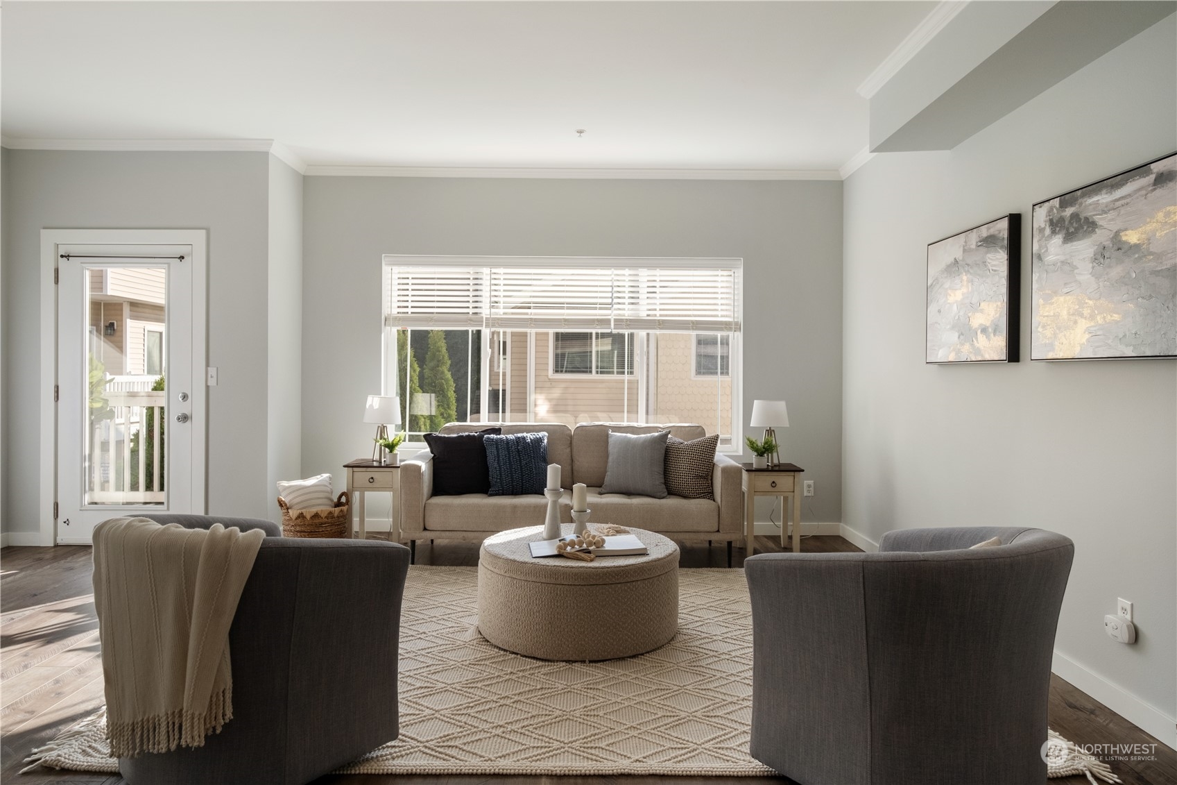 property viewer photo 15