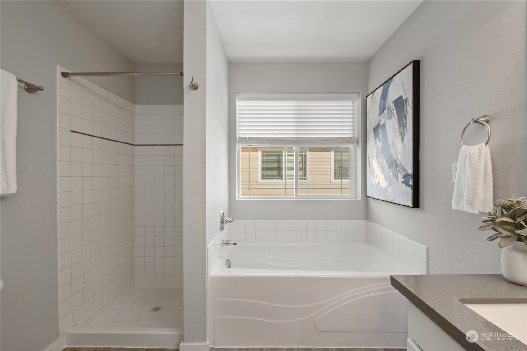property viewer photo 22