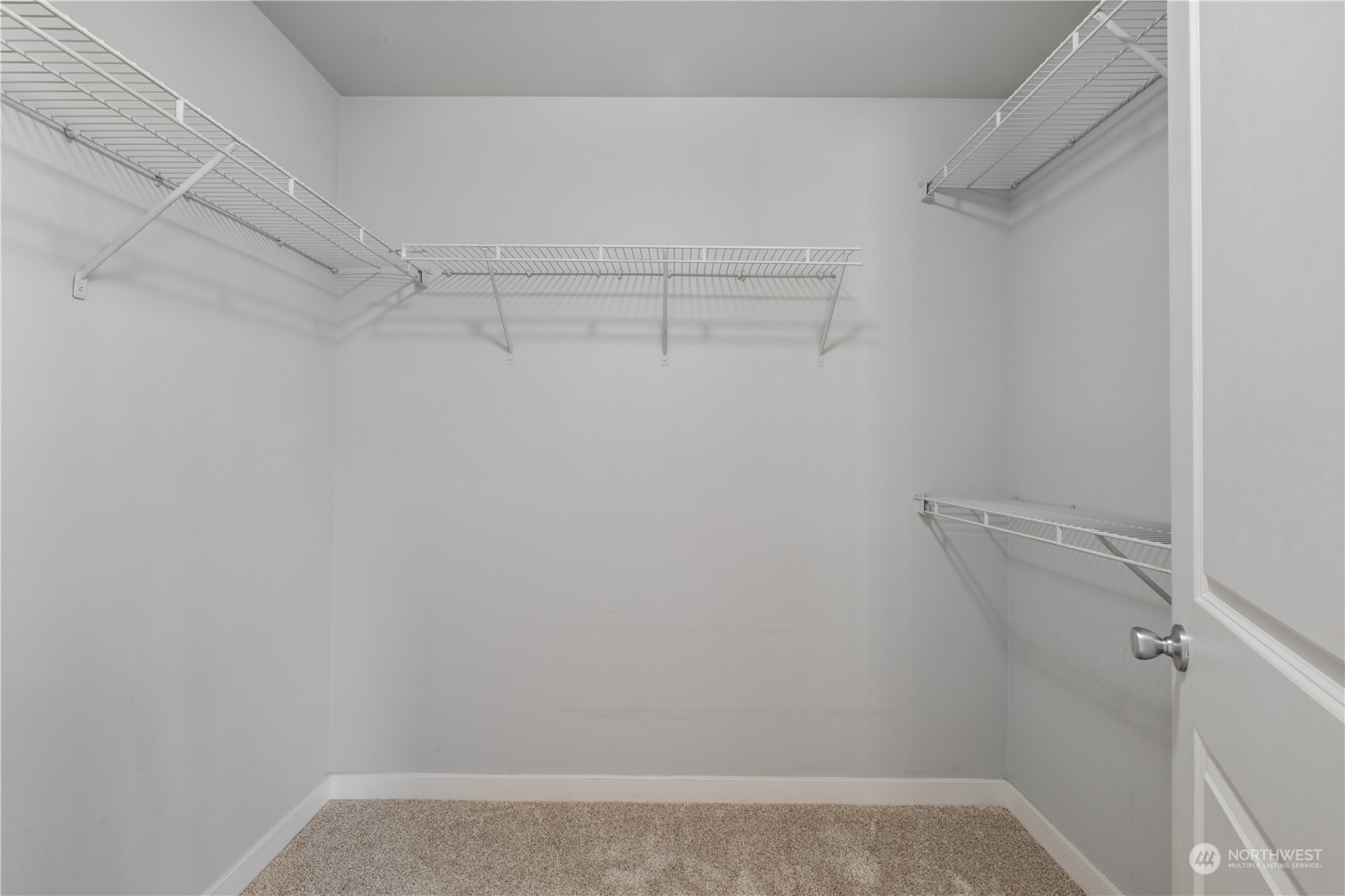 property viewer photo 23