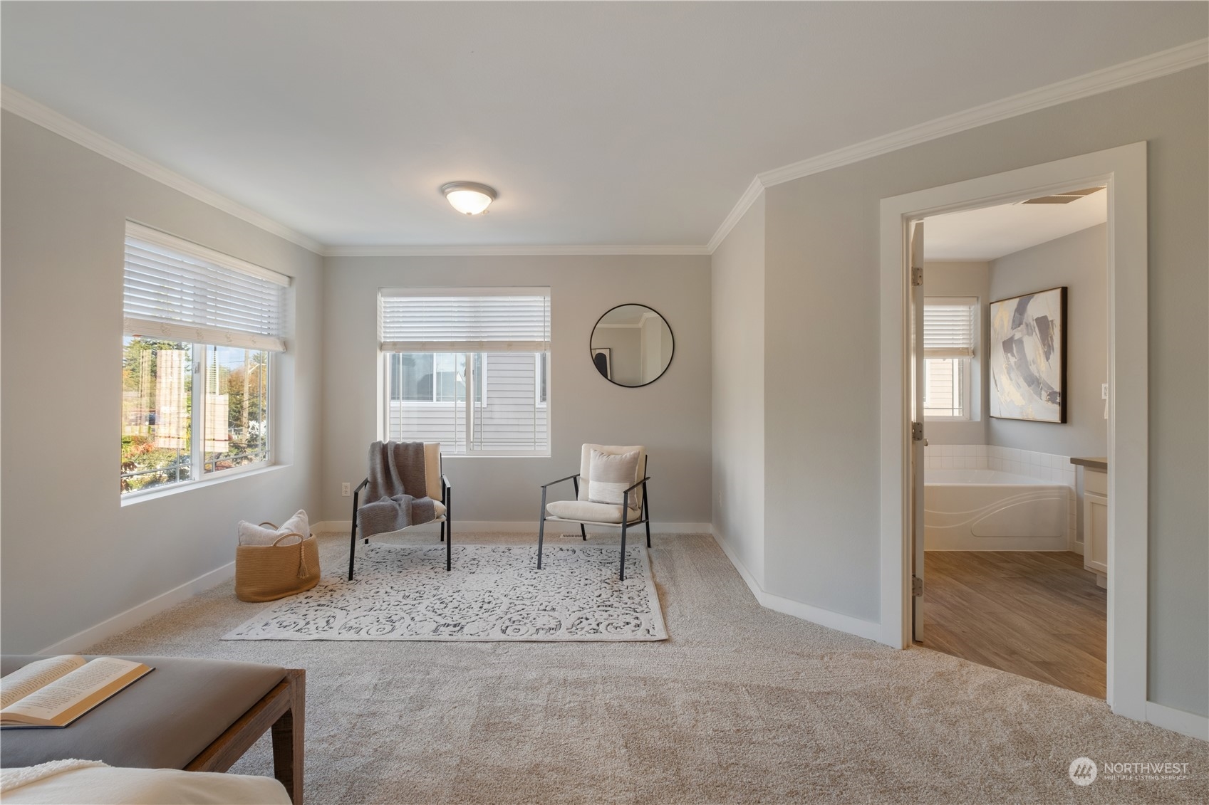 property viewer photo 24