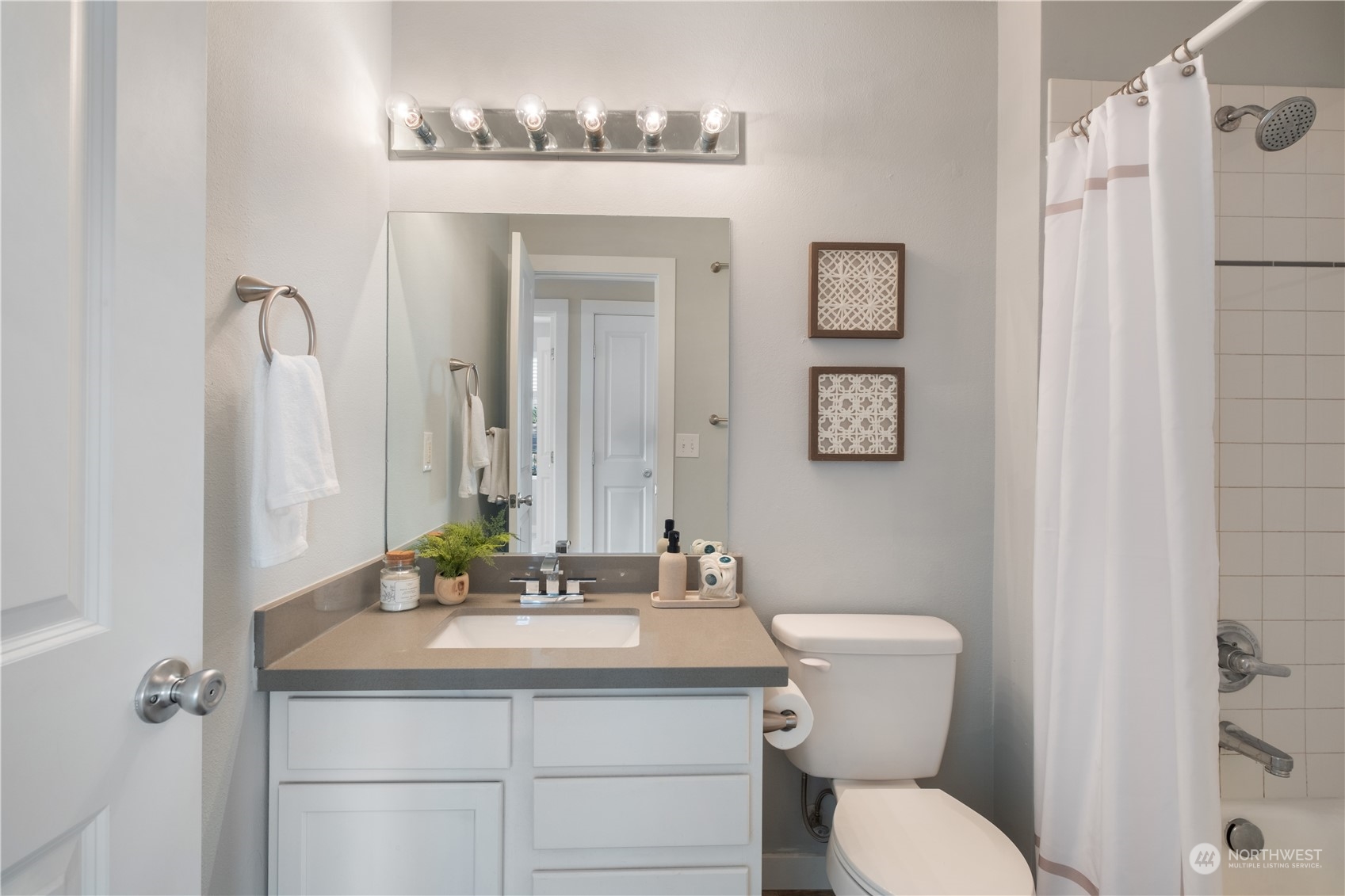property viewer photo 28
