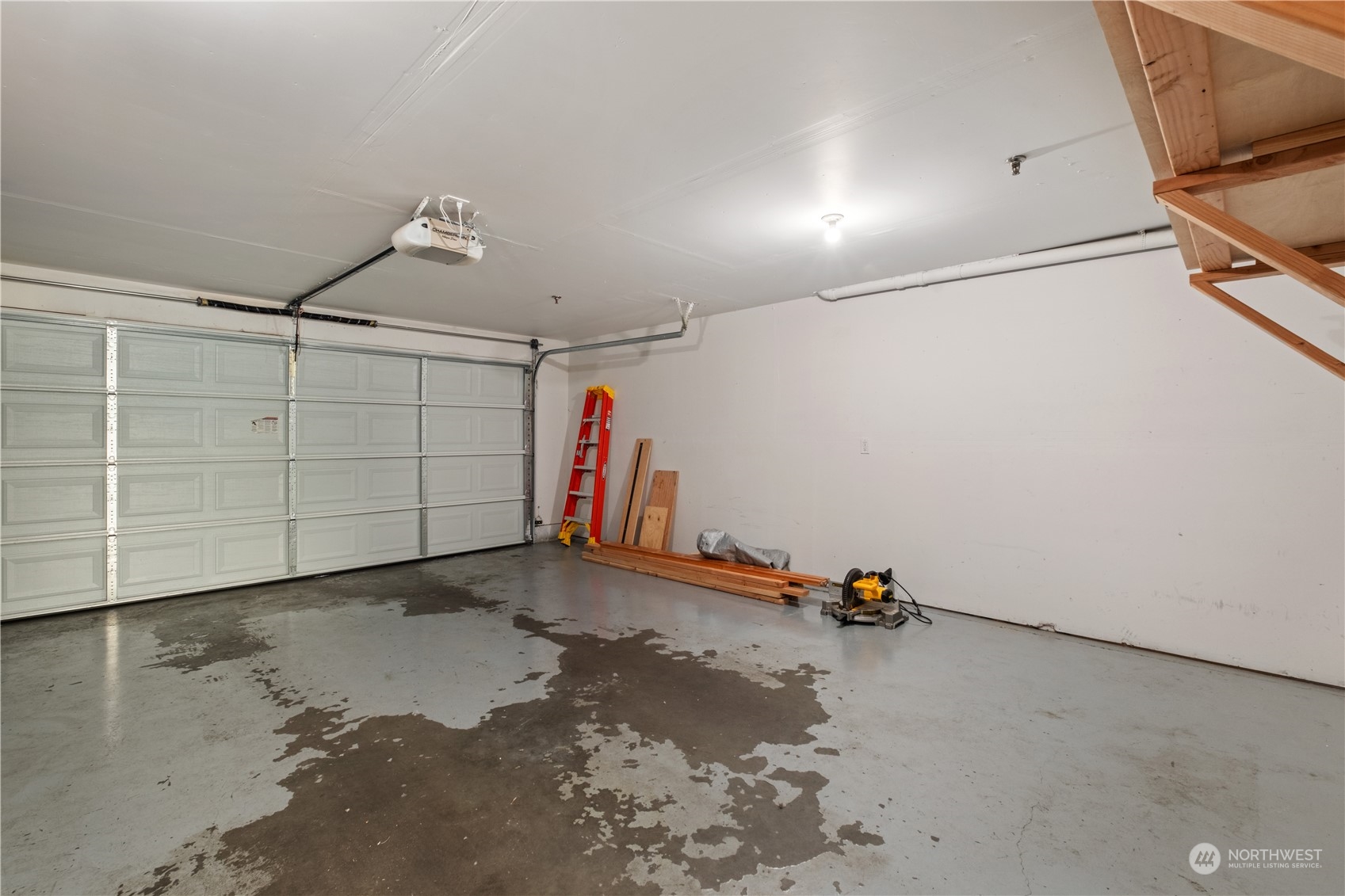 property viewer photo 37