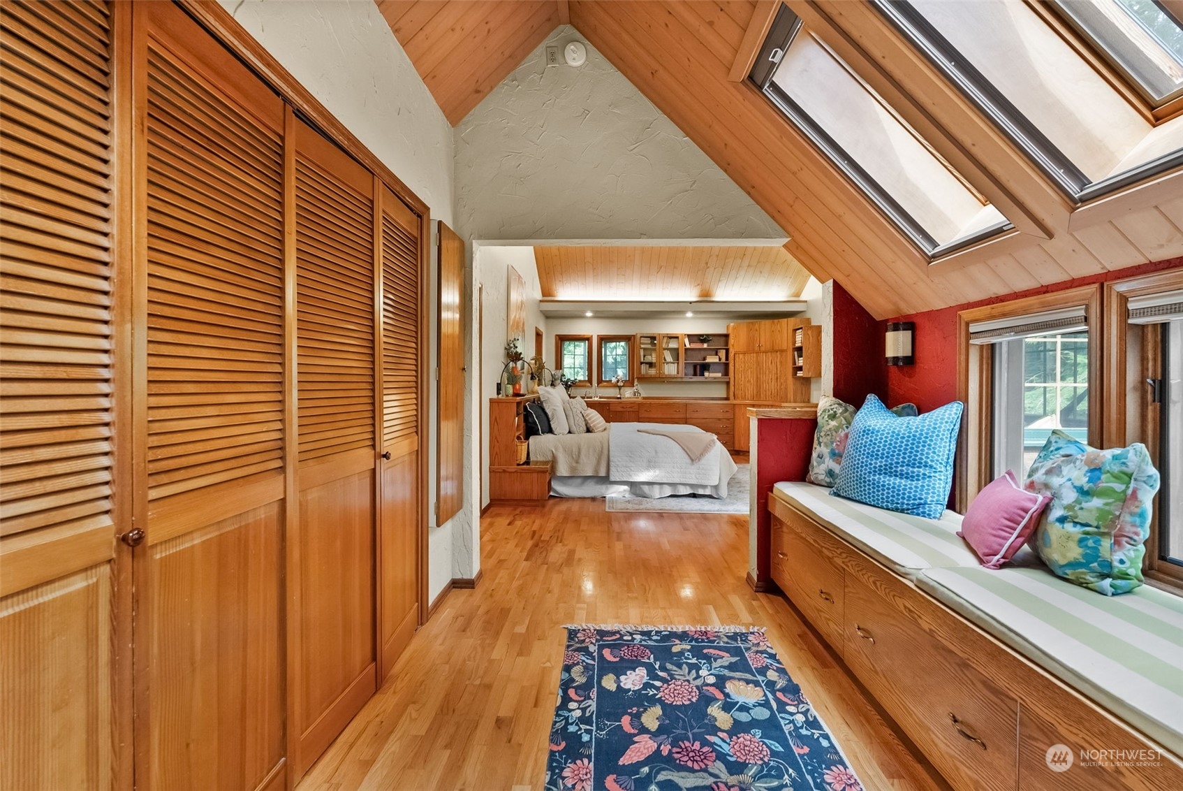 property viewer photo 26