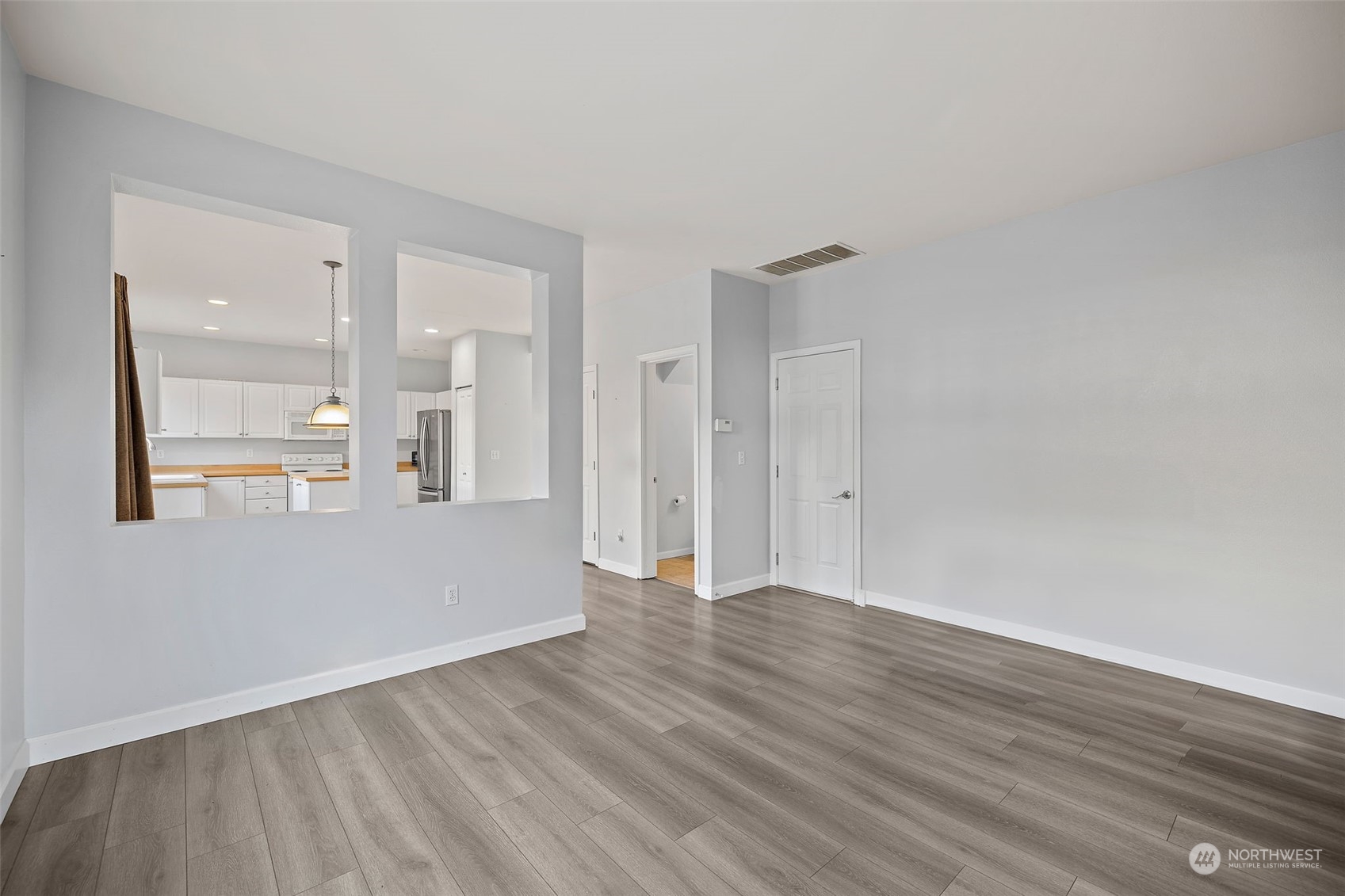 property viewer photo 15