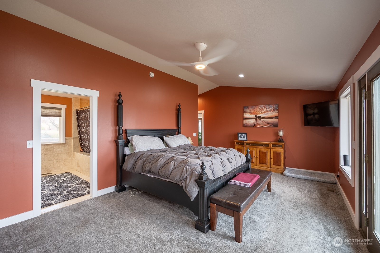 property viewer photo 12