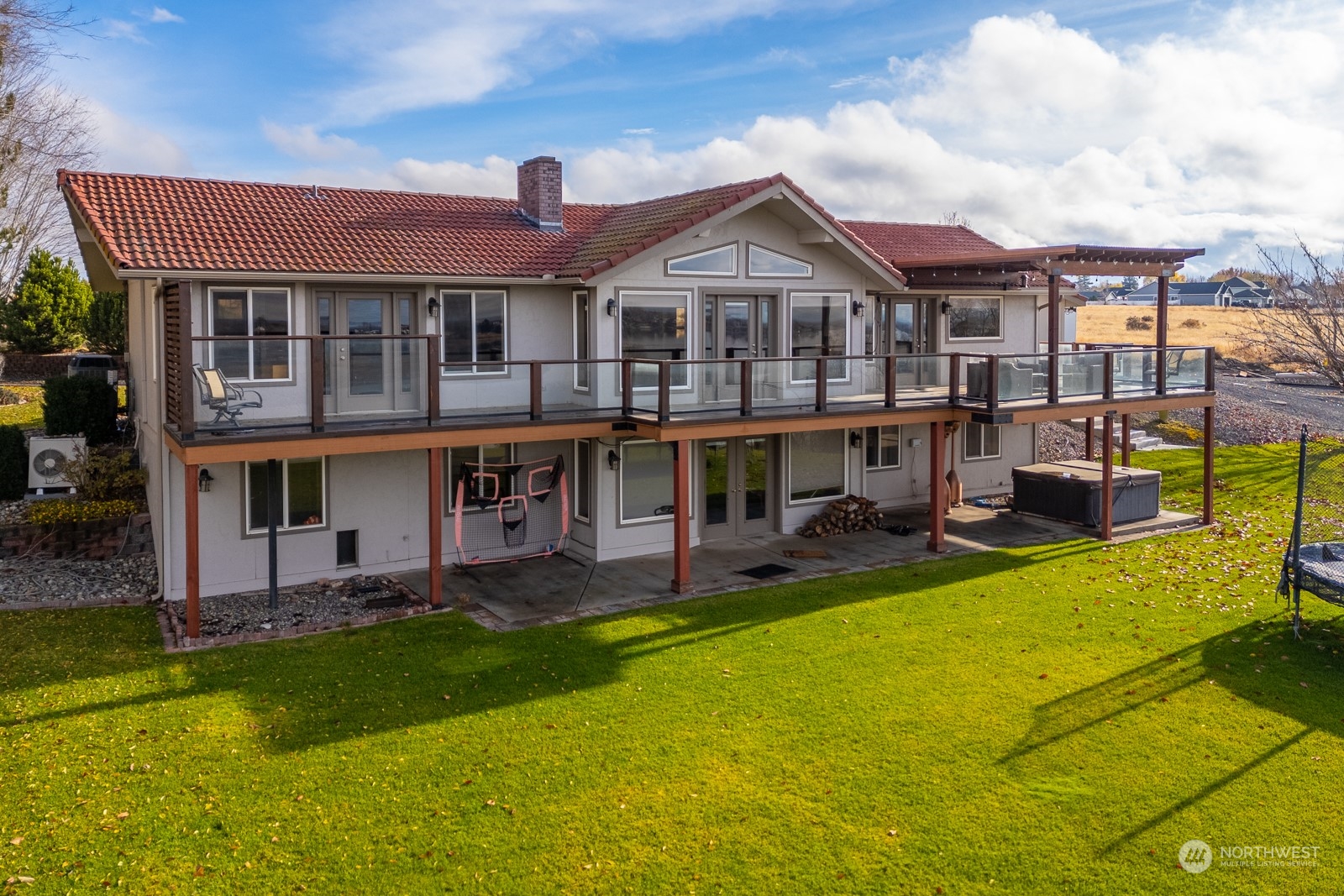 property viewer photo 27