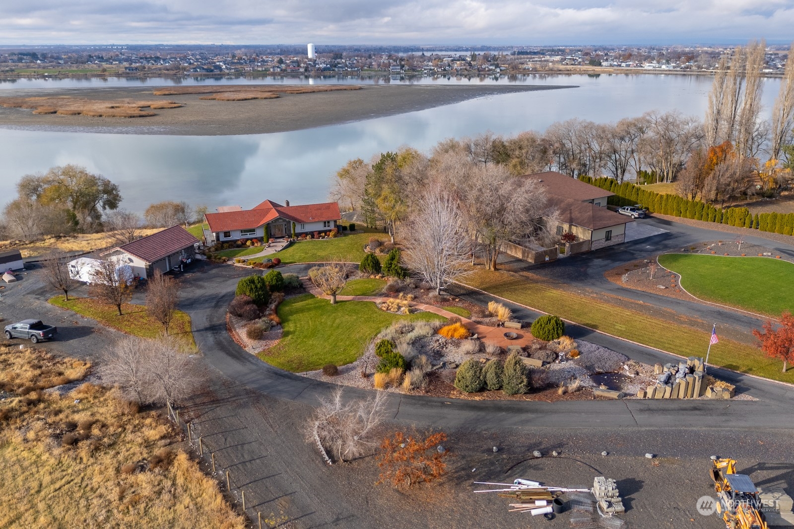 property viewer photo 31