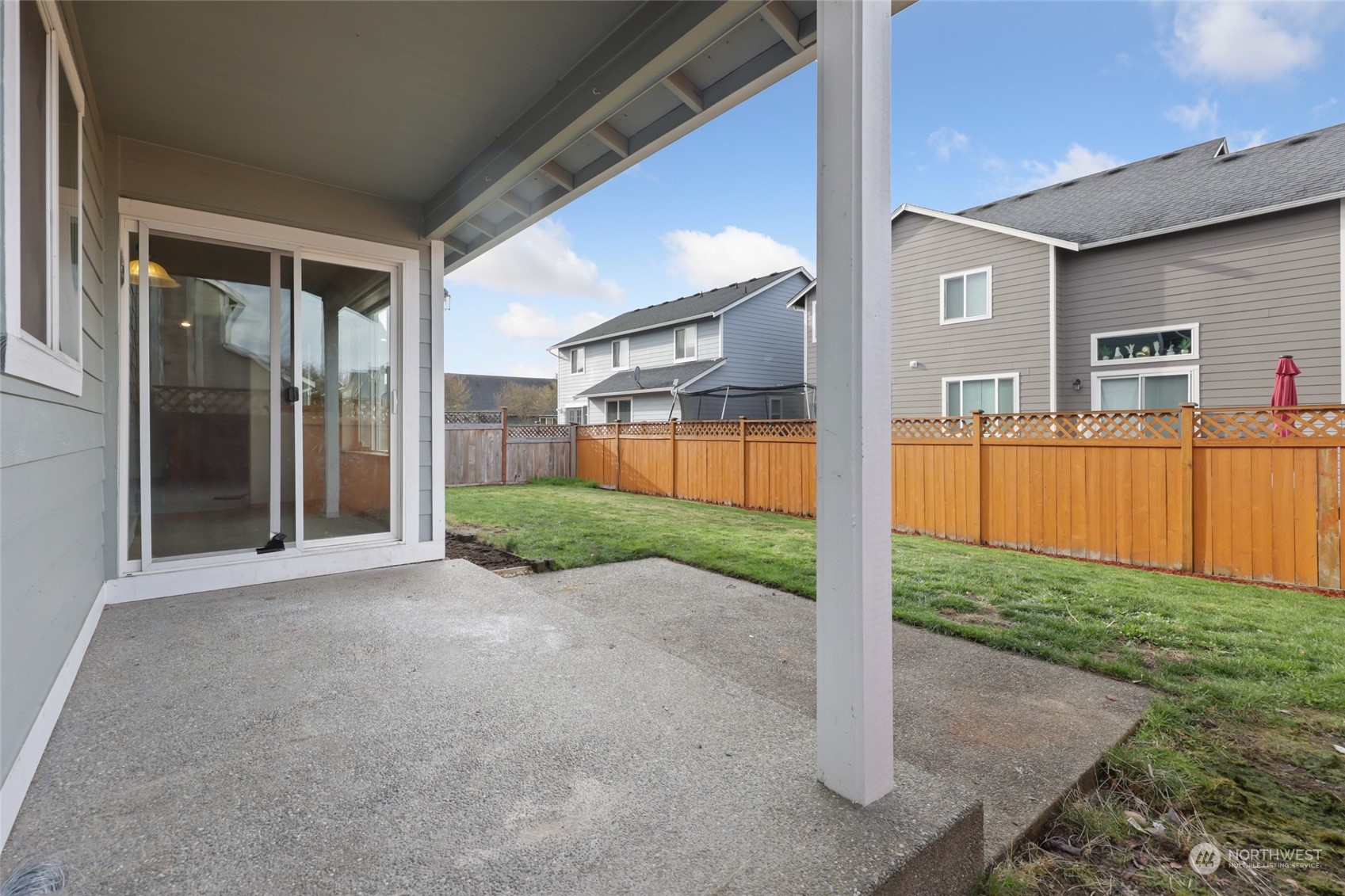 property viewer photo 35