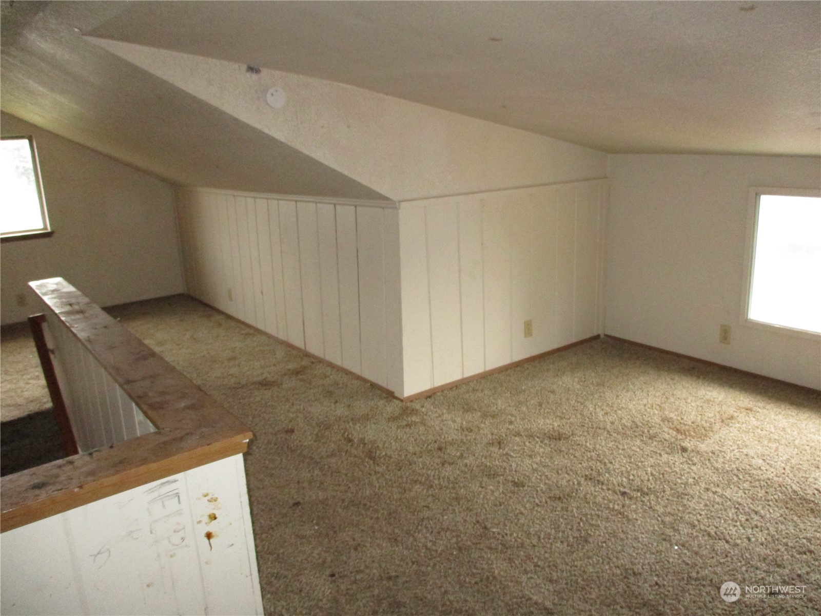 property viewer photo 9