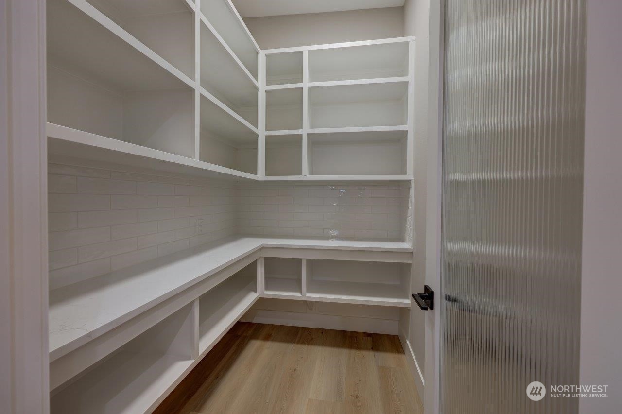 property viewer photo 20