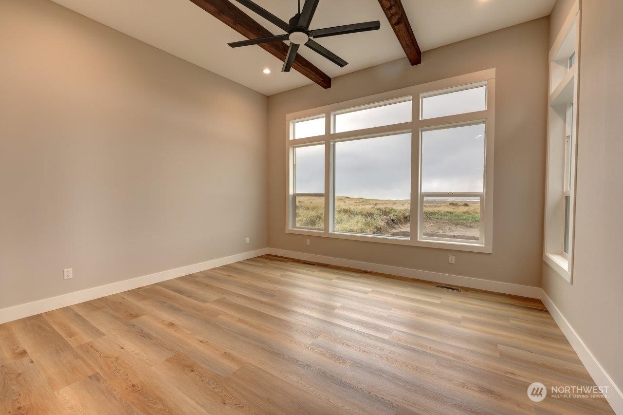 property viewer photo 21