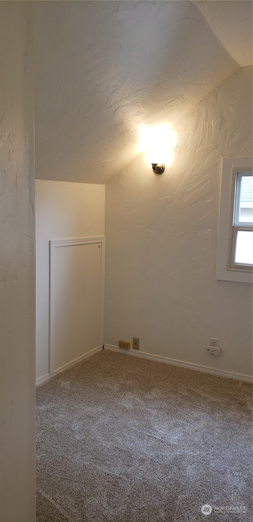 property viewer photo 8