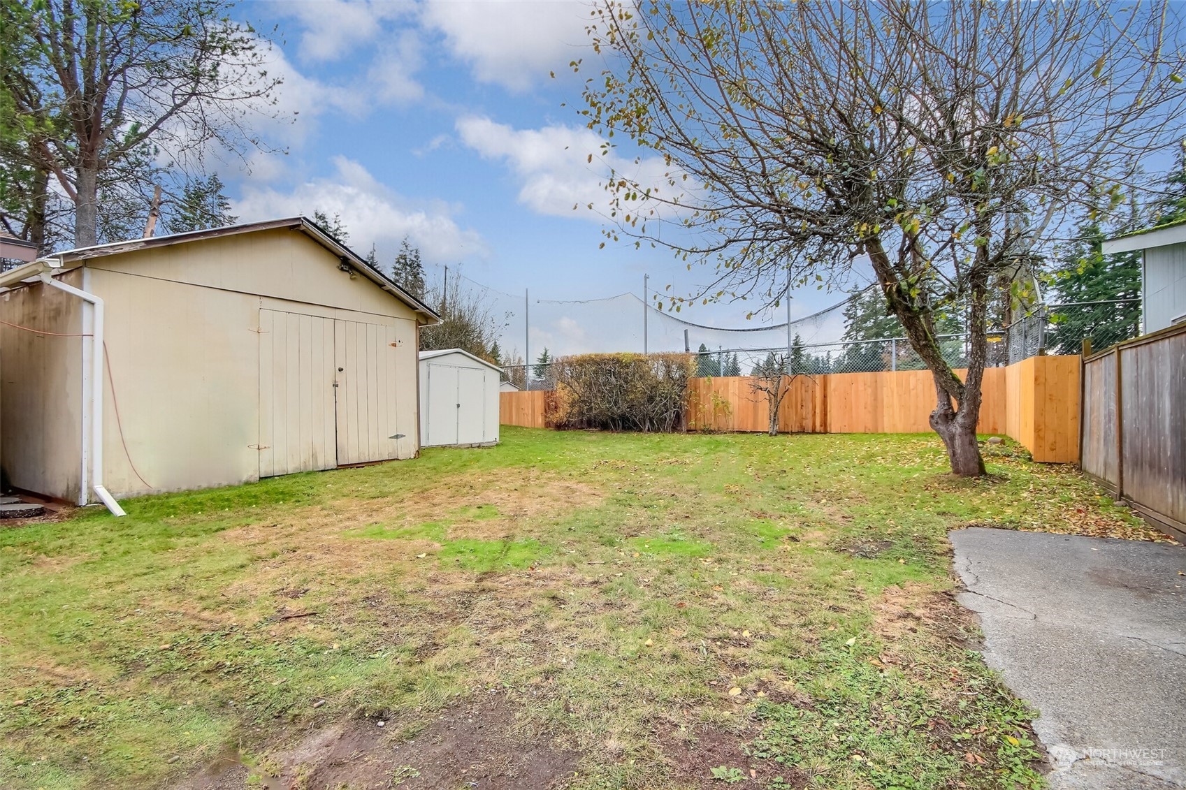 property viewer photo 30
