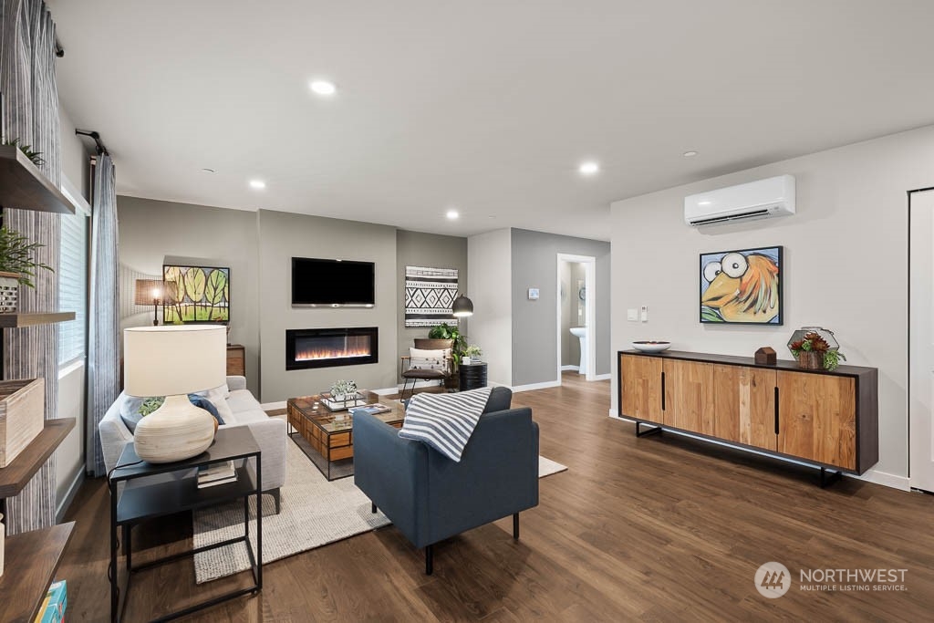 property viewer photo 12
