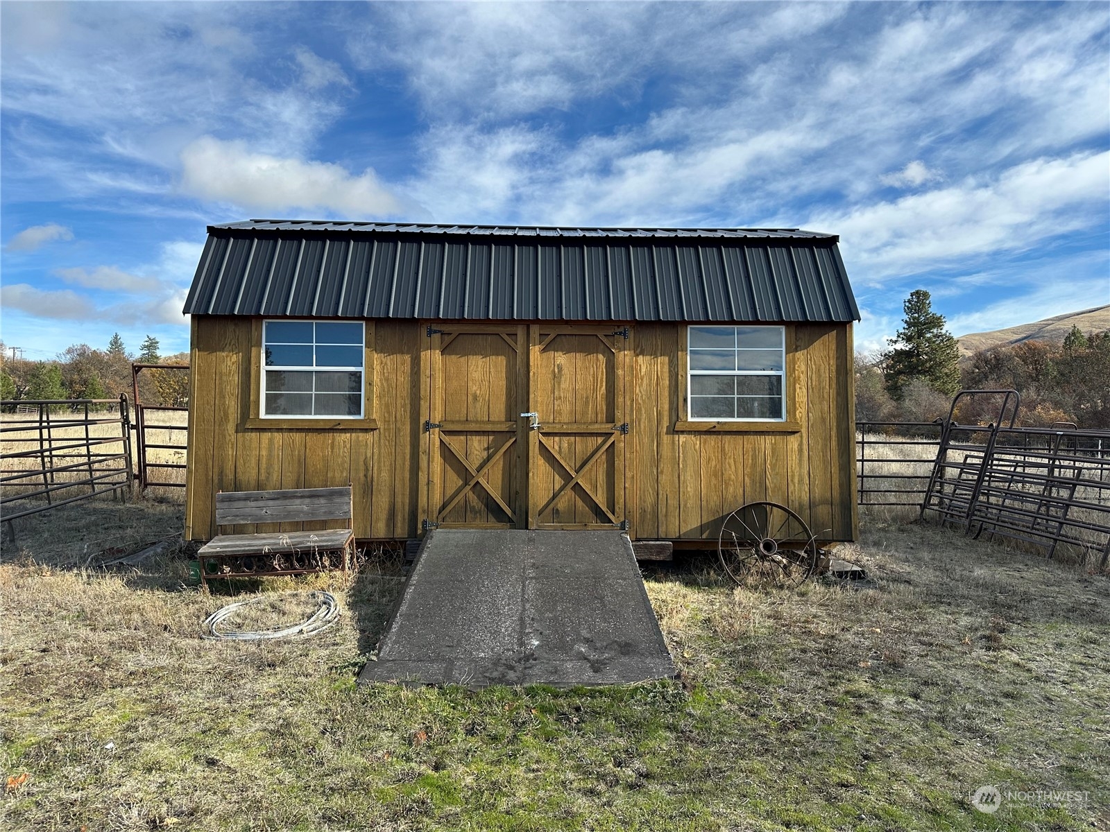 main property photo 27