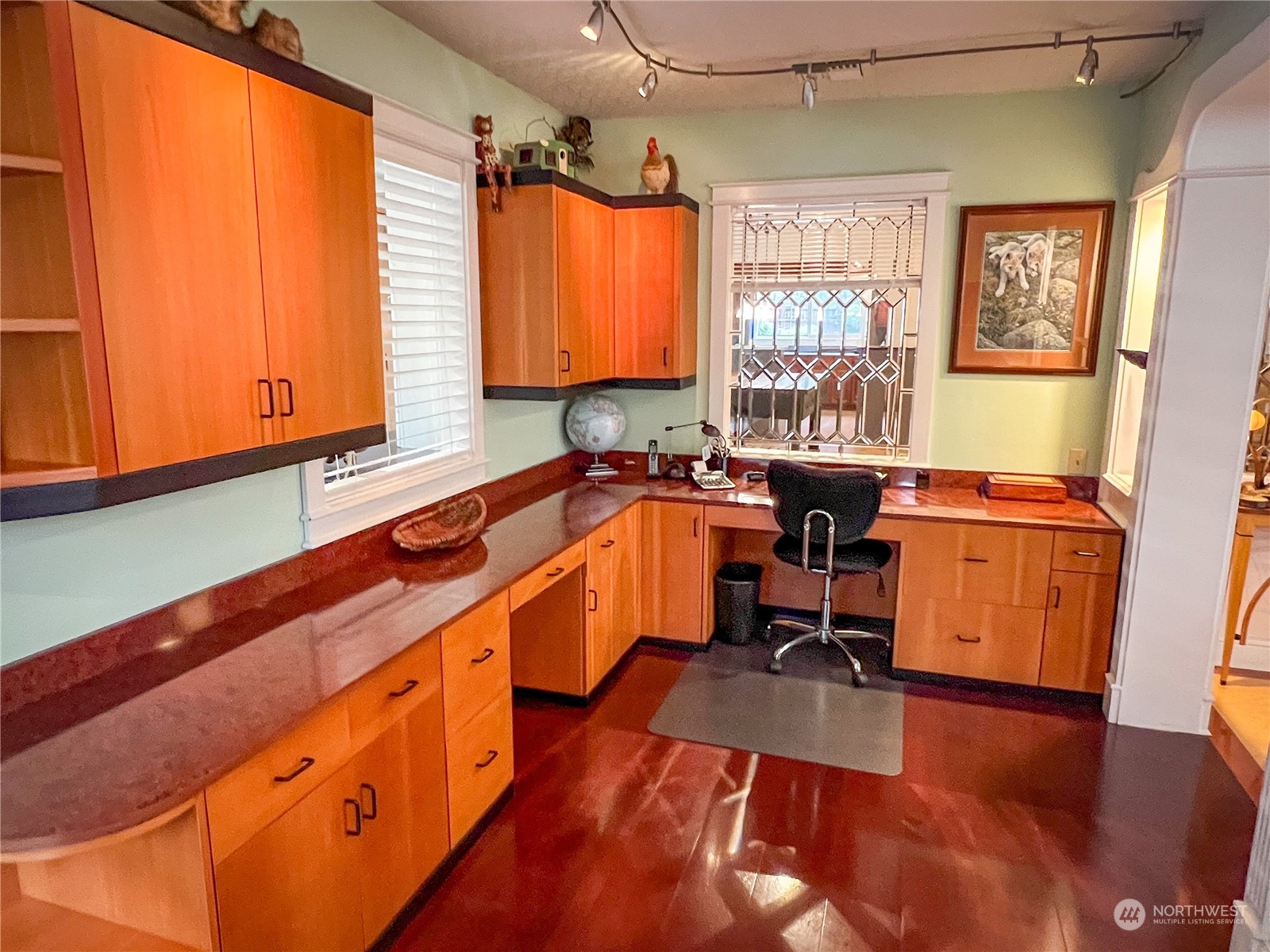 main property photo 27