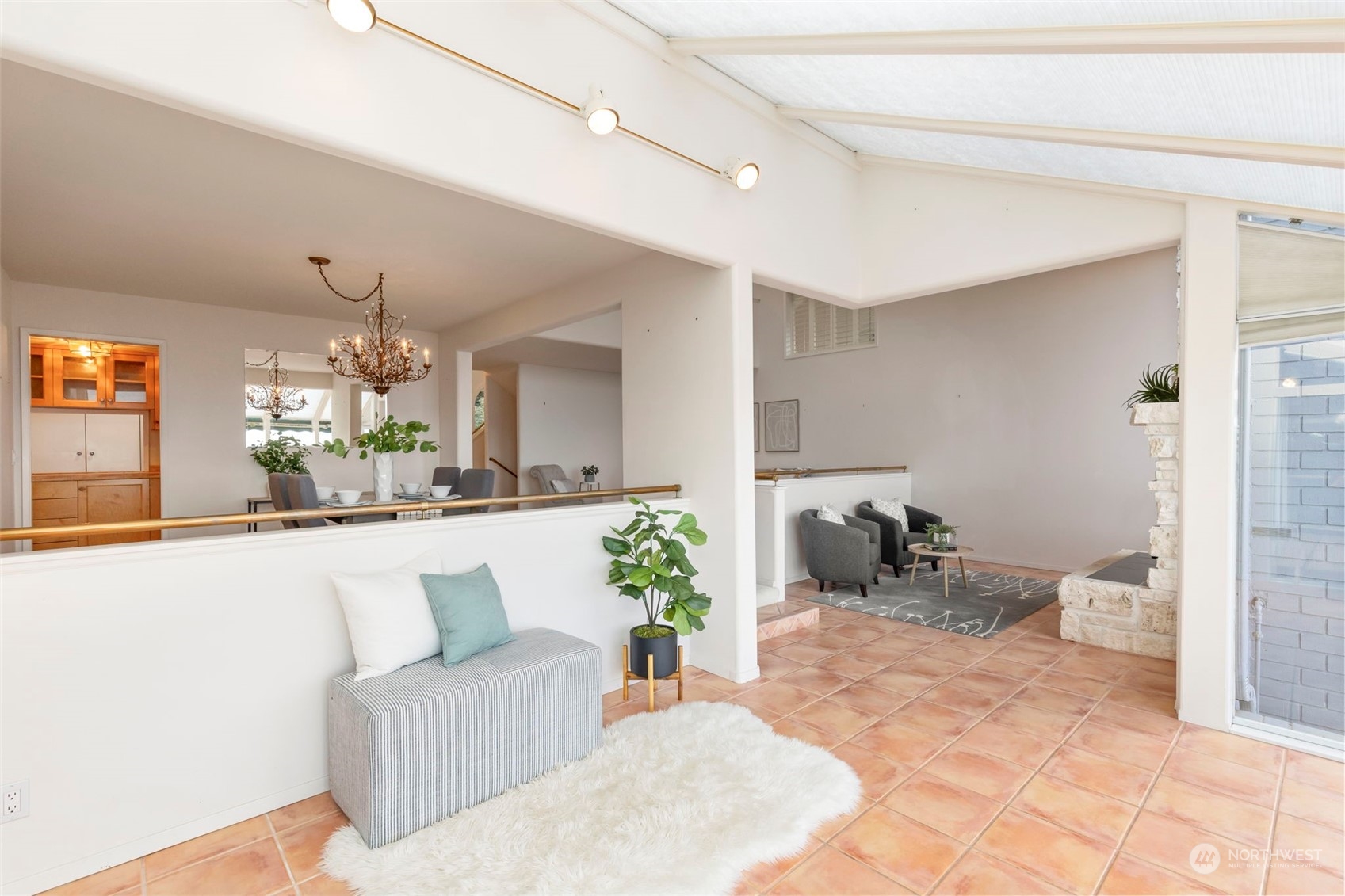 property viewer photo 14