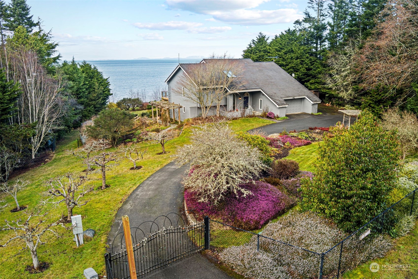 property viewer photo 2