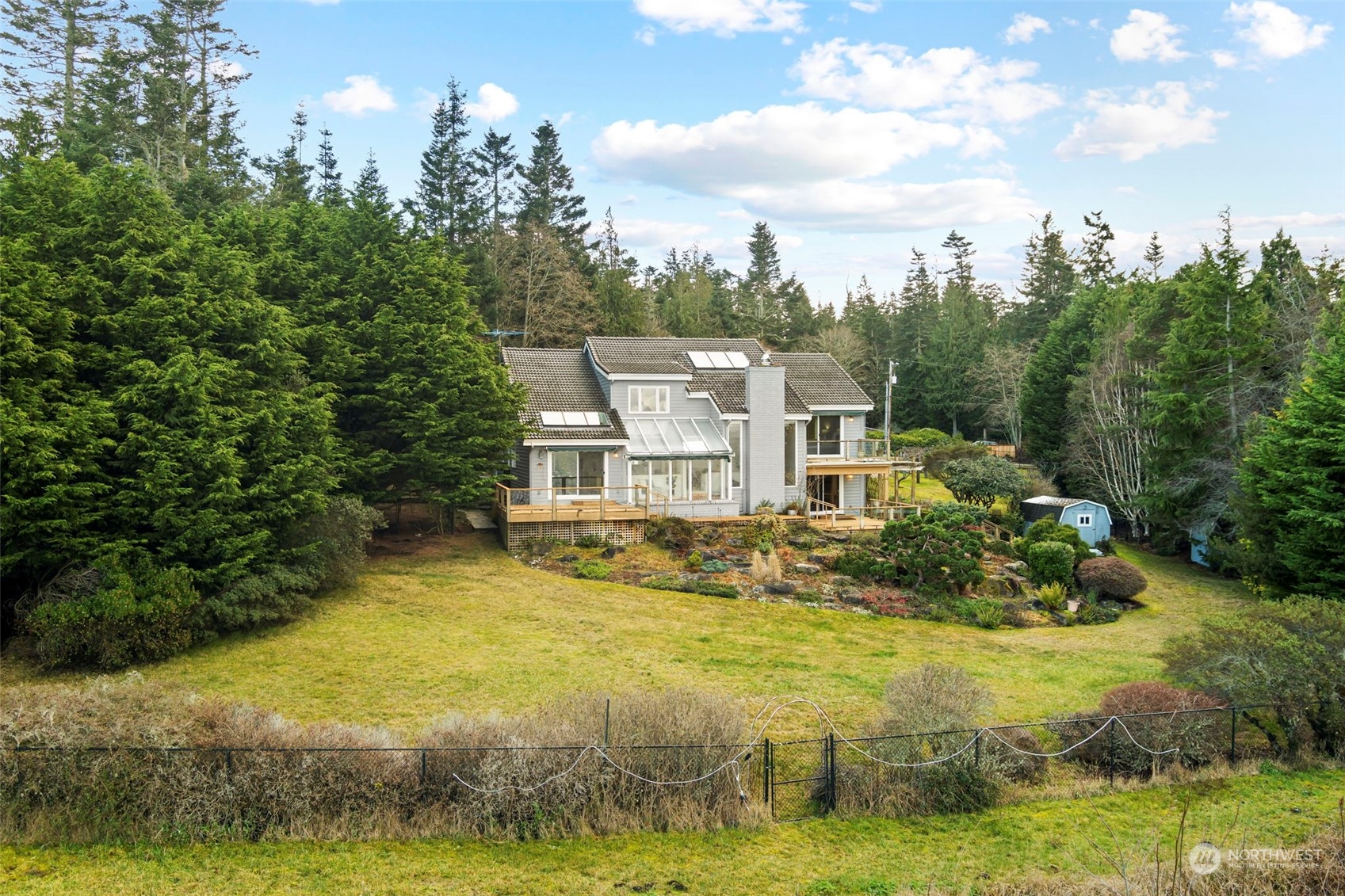 property viewer photo 3