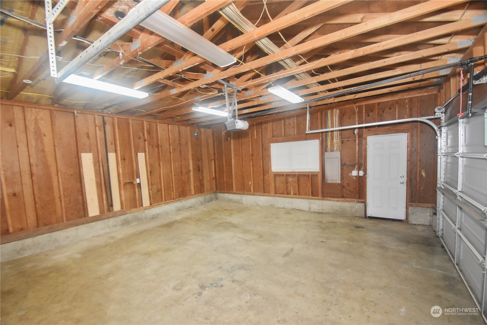 property viewer photo 15