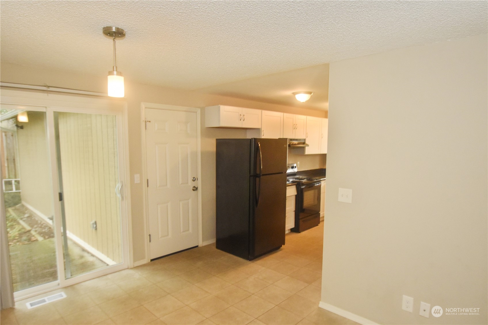 property viewer photo 3