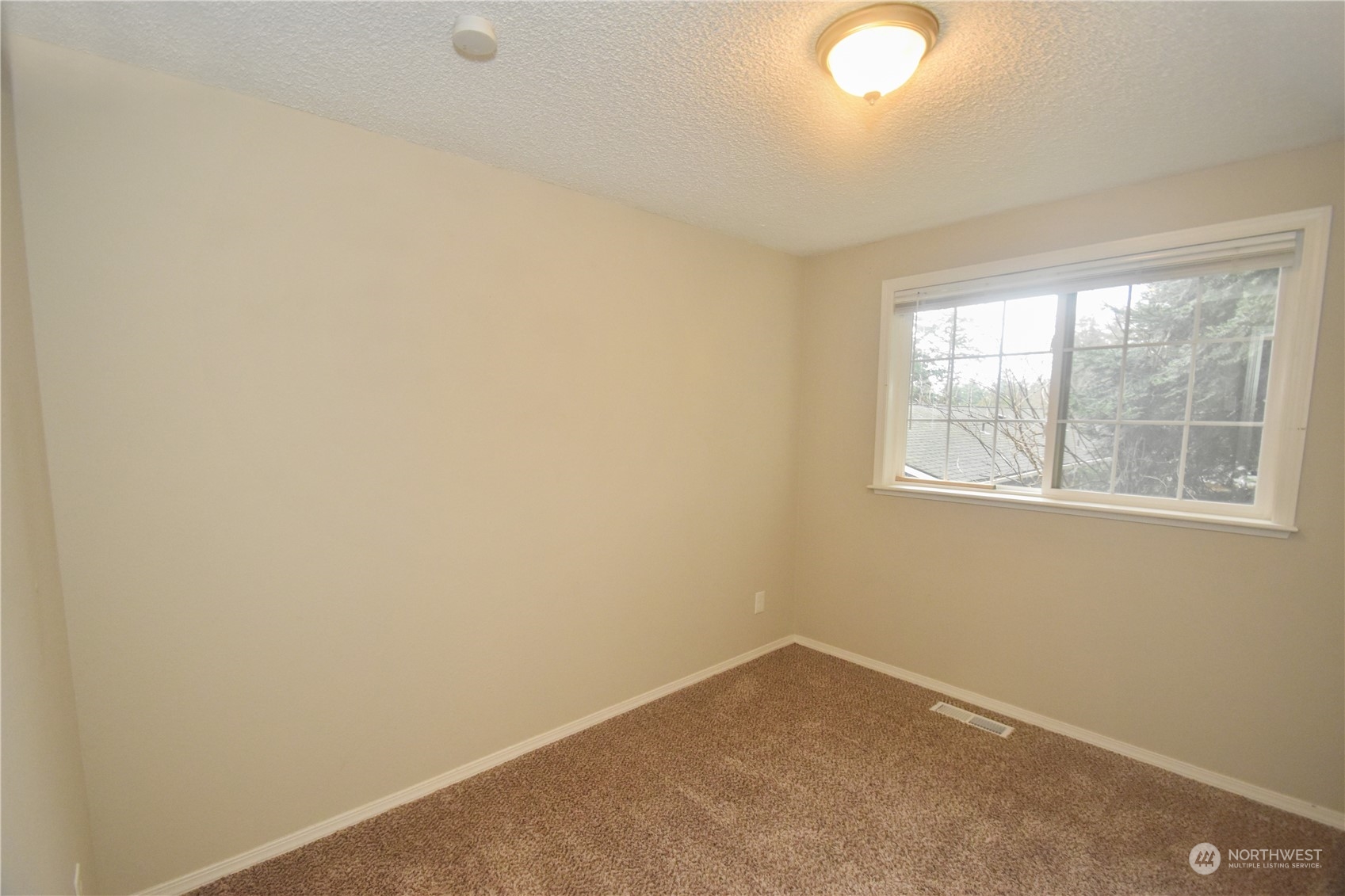 property viewer photo 7