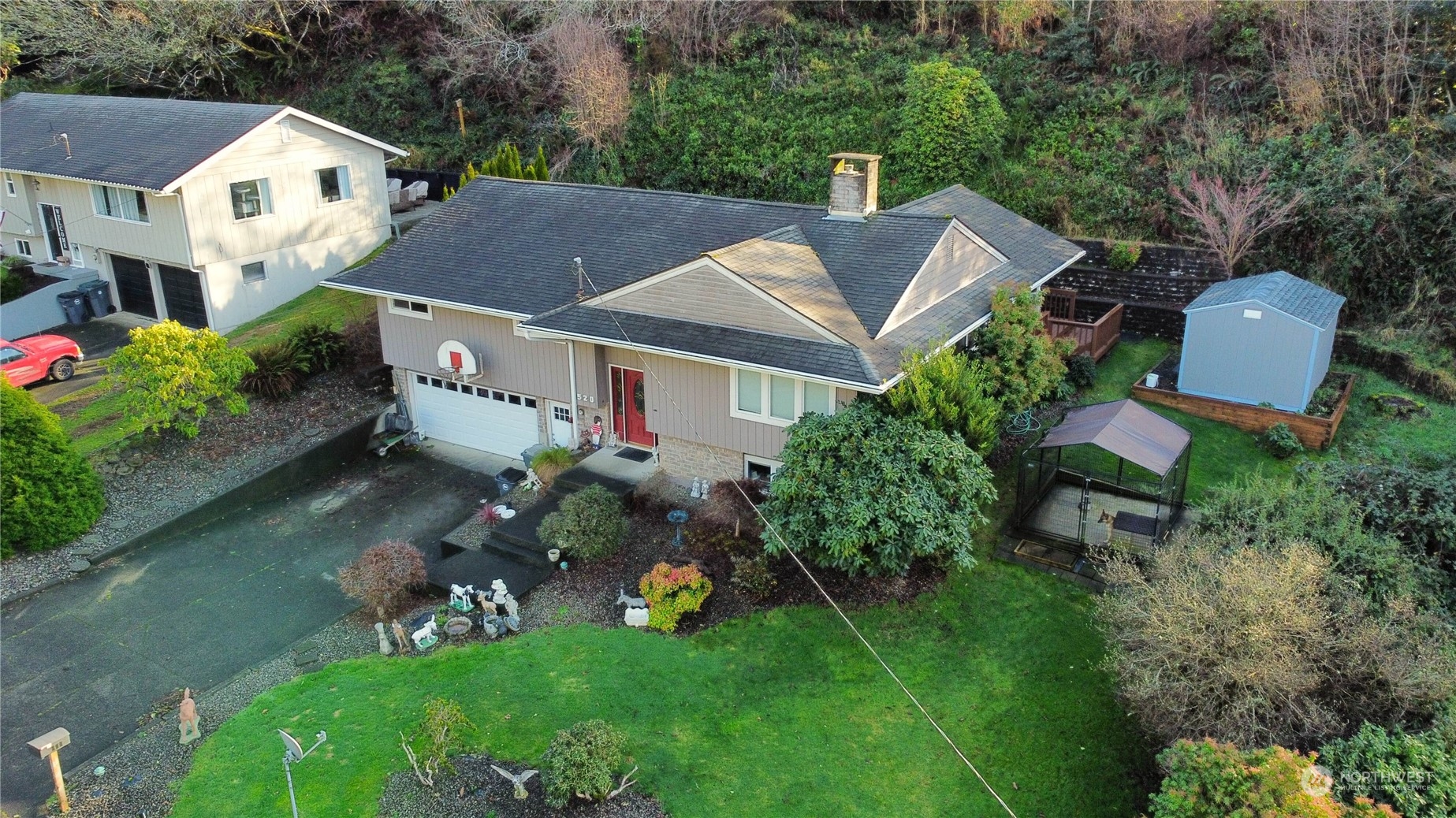 main property photo 29