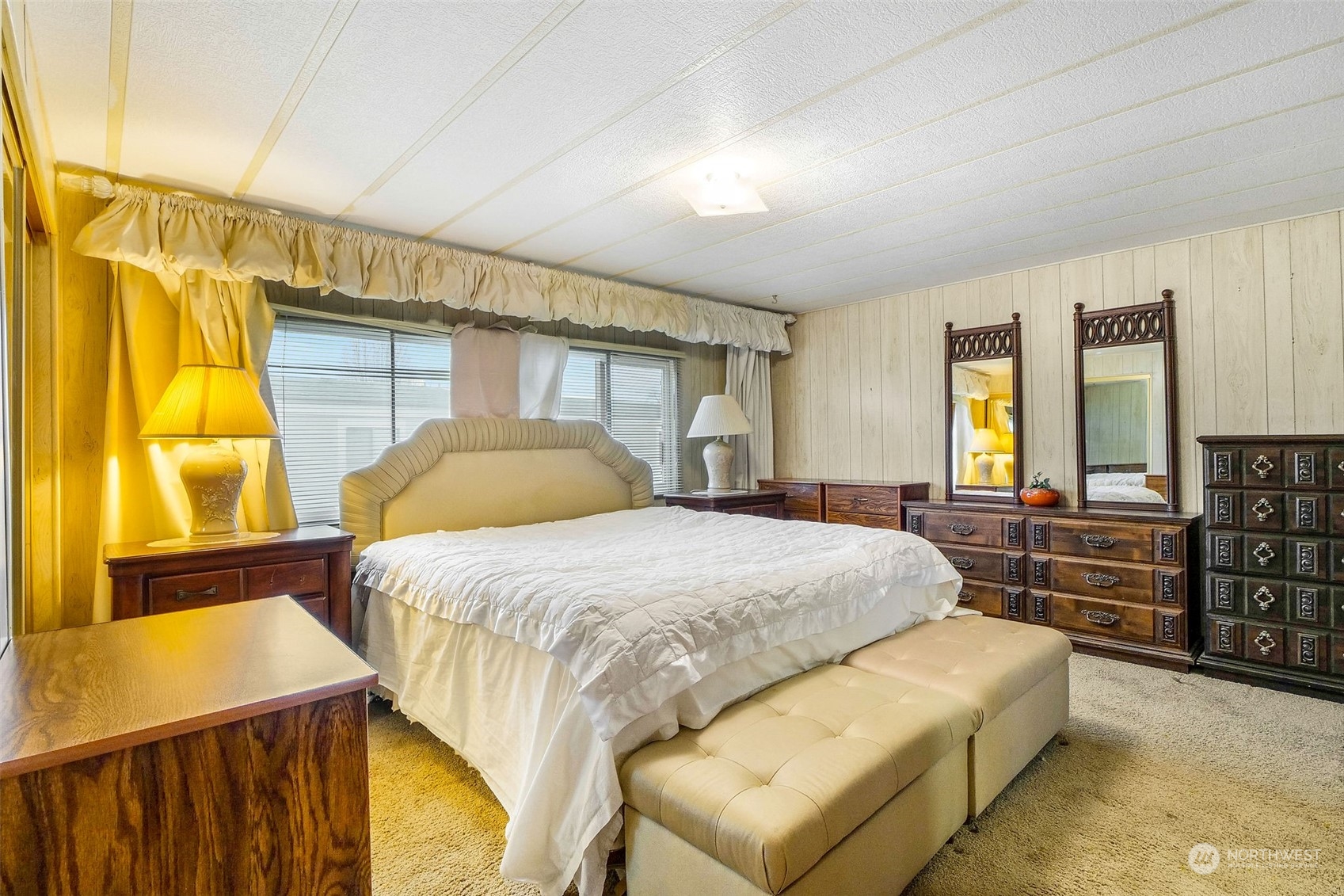 property viewer photo 18