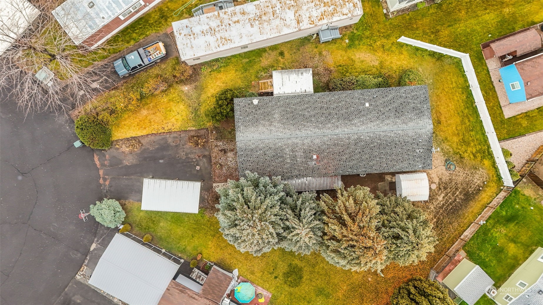 property viewer photo 3
