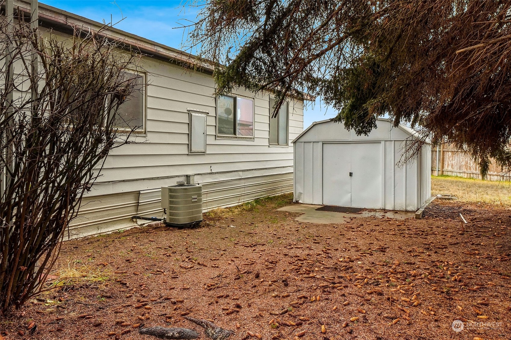 property viewer photo 30