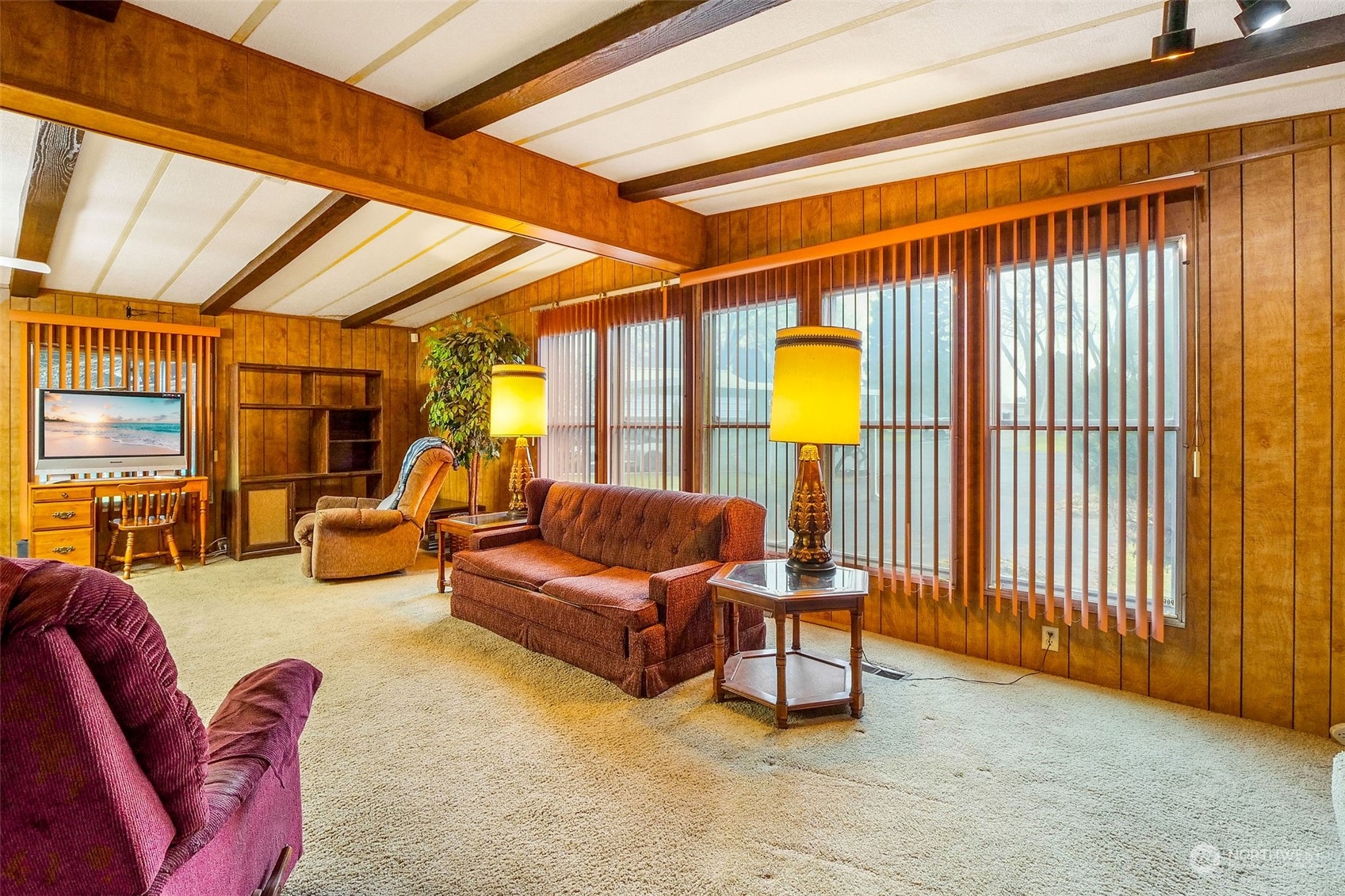 property viewer photo 9