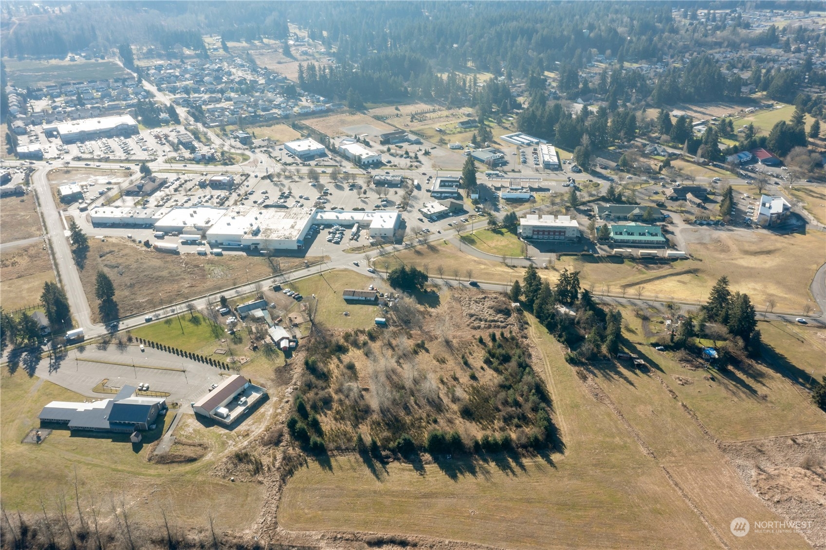 main property photo 9