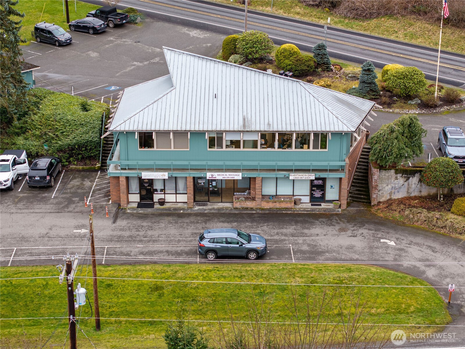 main property photo 34