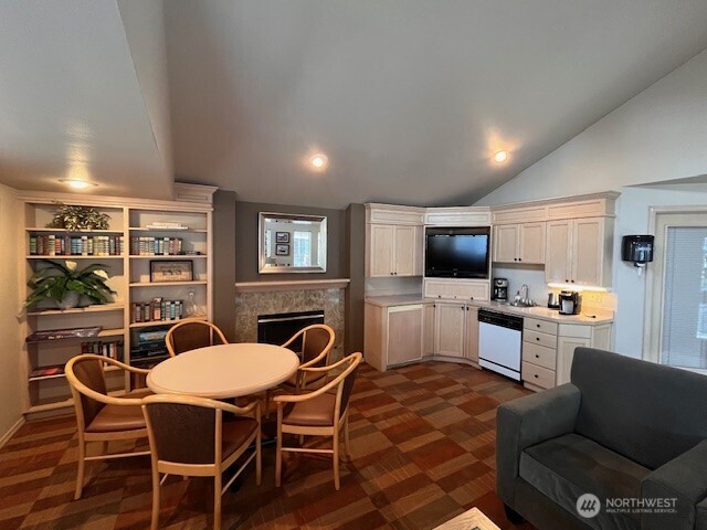 property viewer photo 20