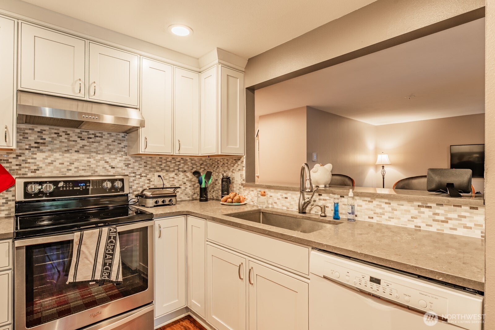 property viewer photo 7