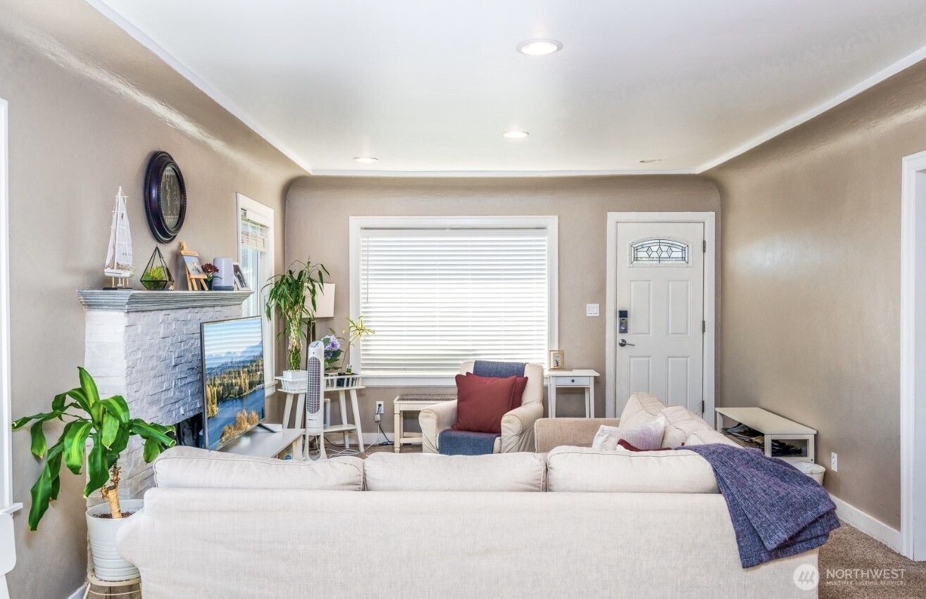 property viewer photo 15