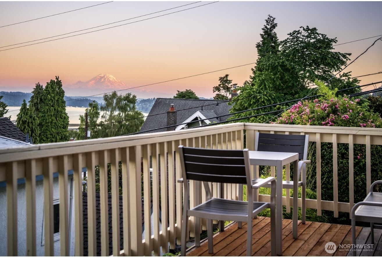 property viewer photo 2
