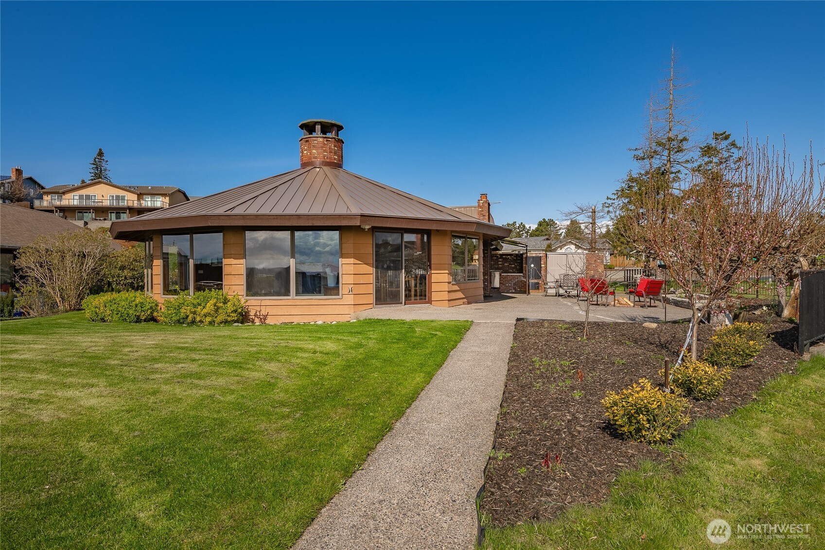property viewer photo 12