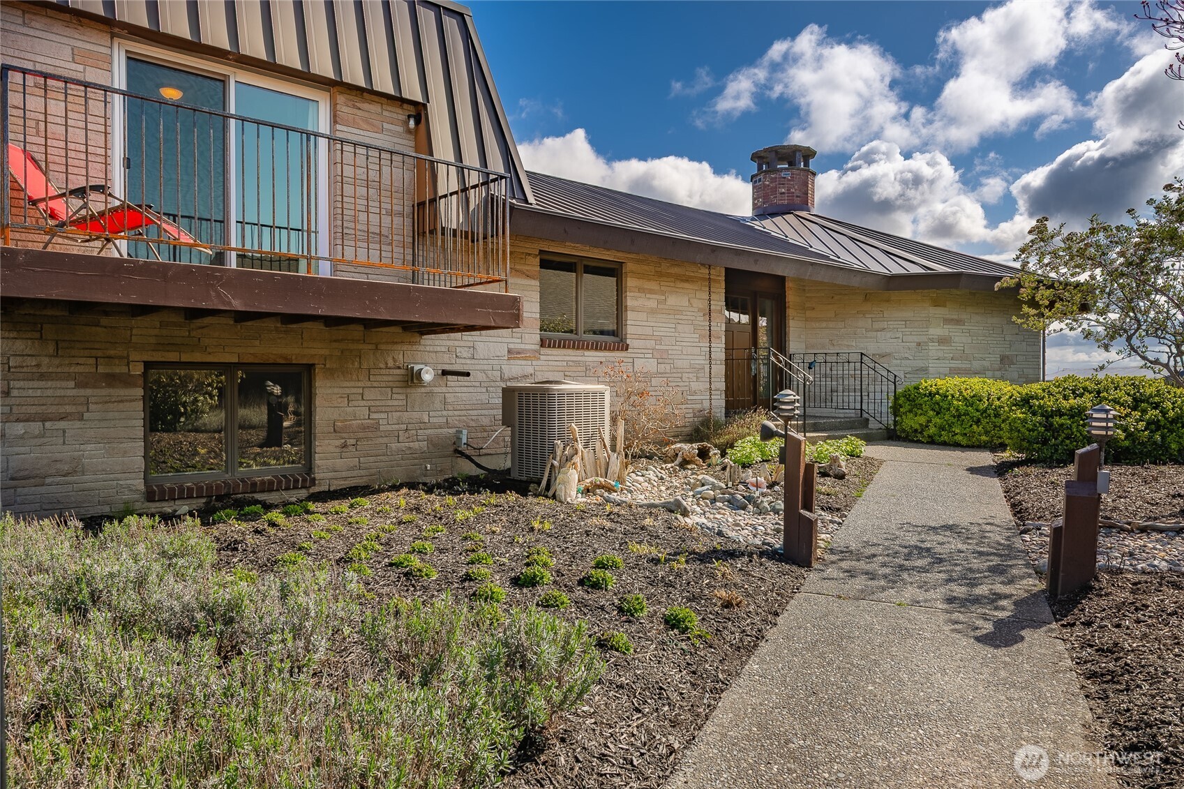 property viewer photo 13