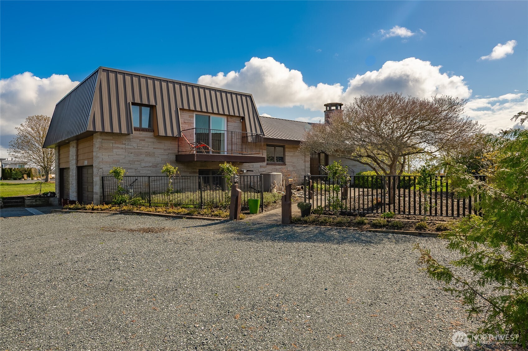 property viewer photo 14