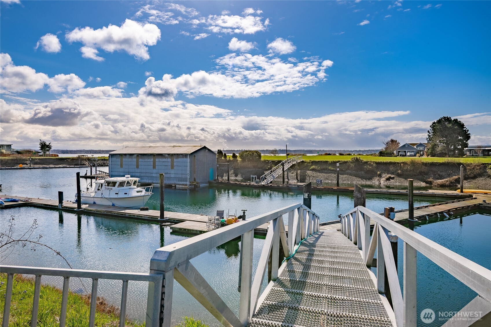 property viewer photo 16