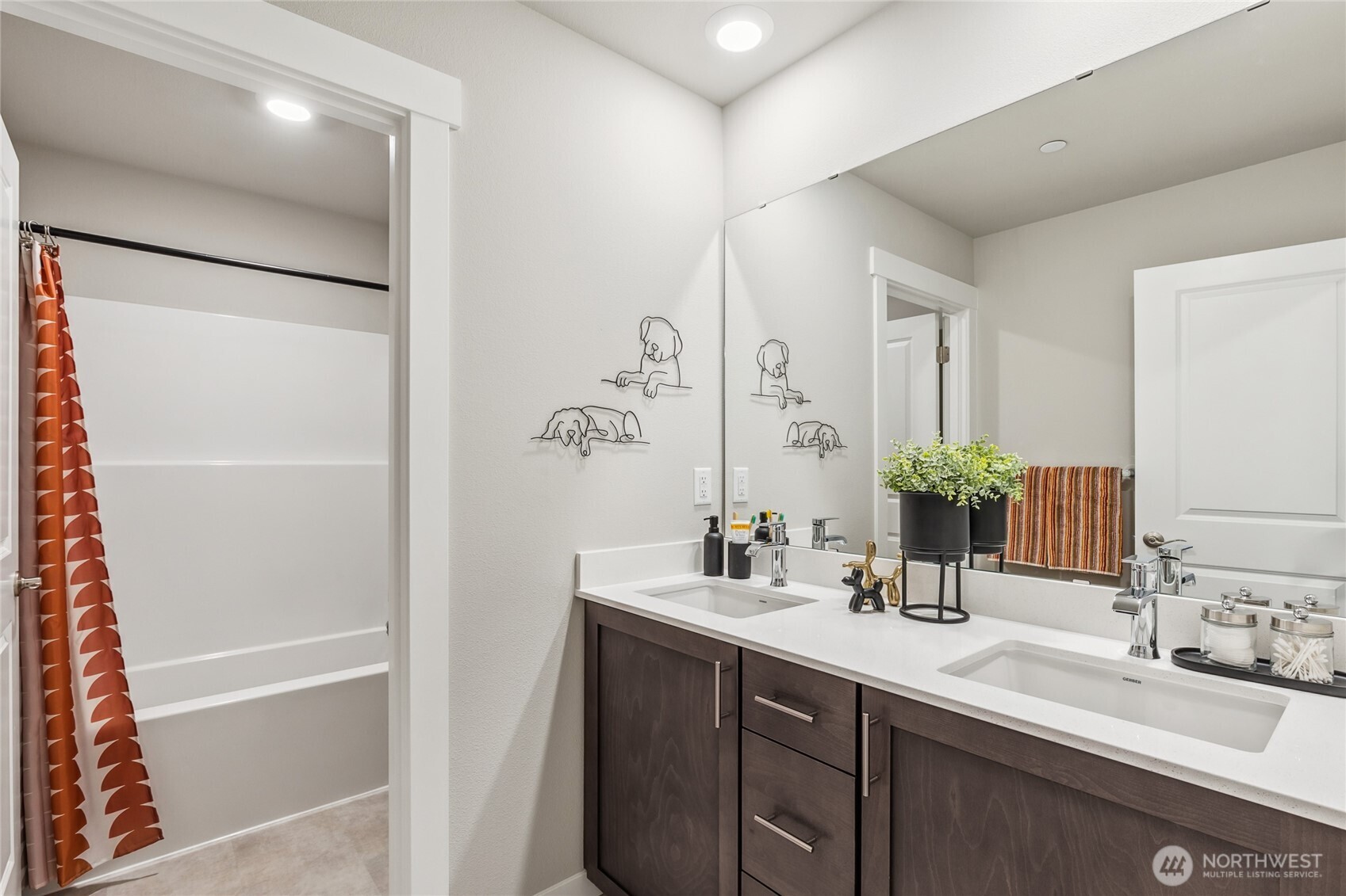 property viewer photo 19