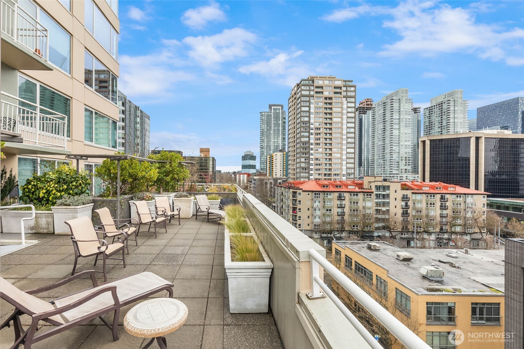property viewer photo 18