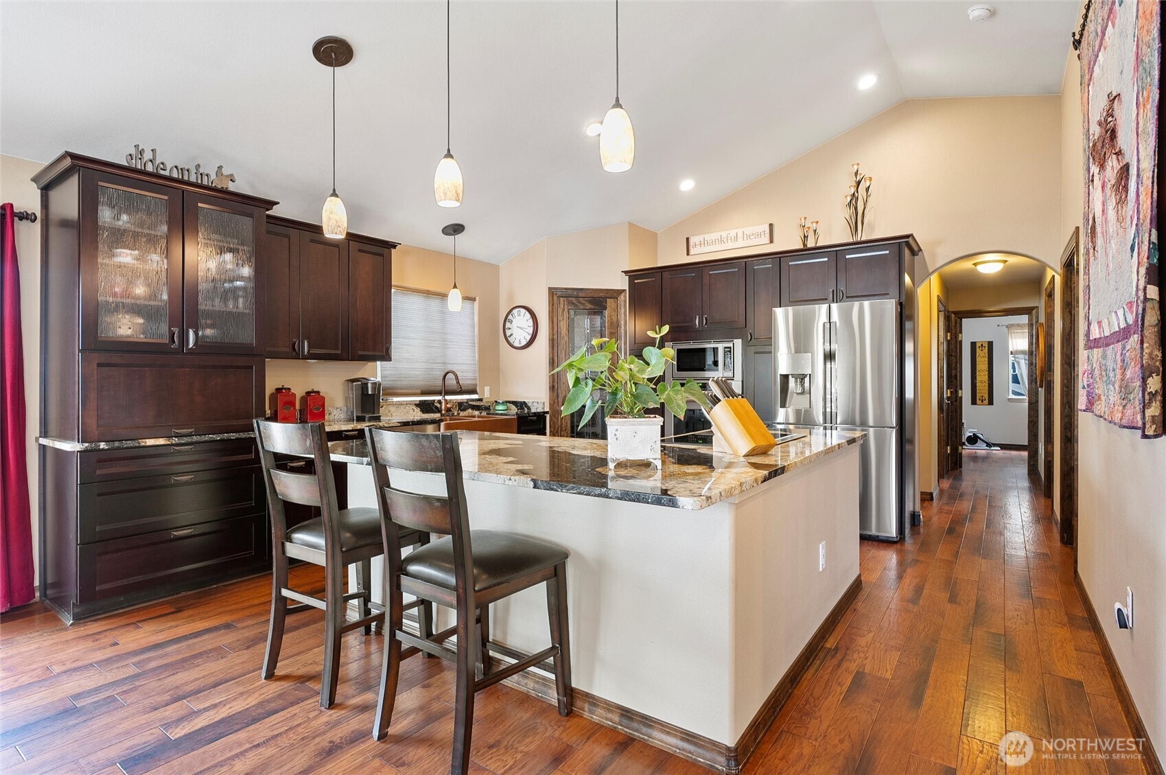 property viewer photo 20