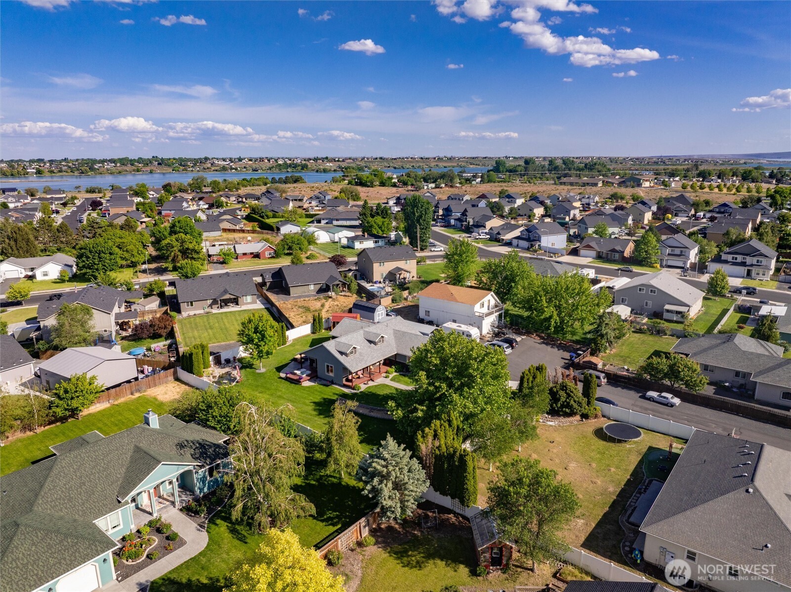 property viewer photo 4