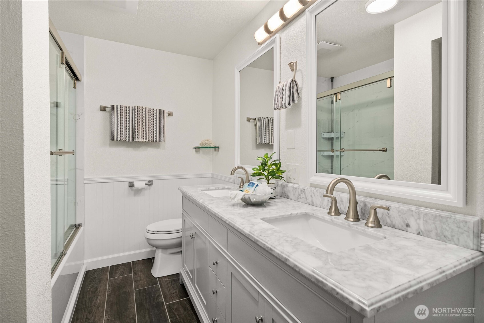 property viewer photo 15