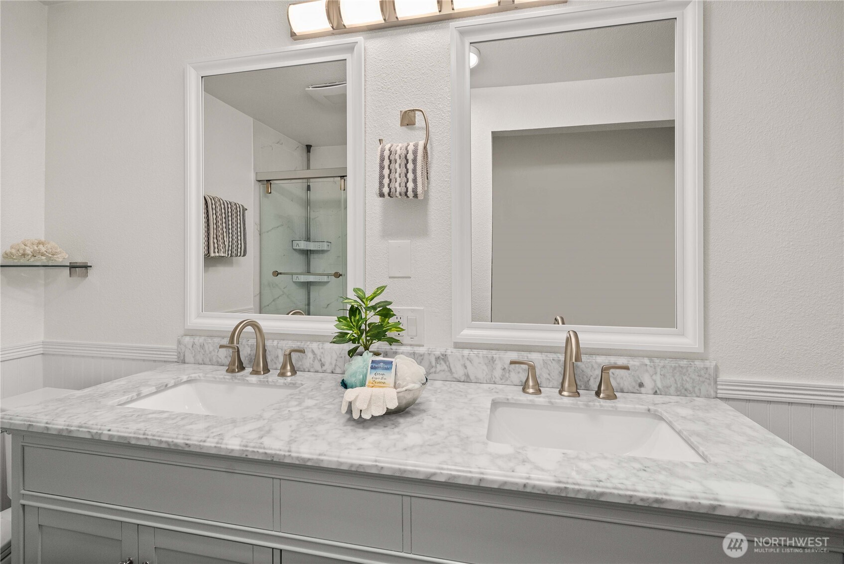 property viewer photo 32