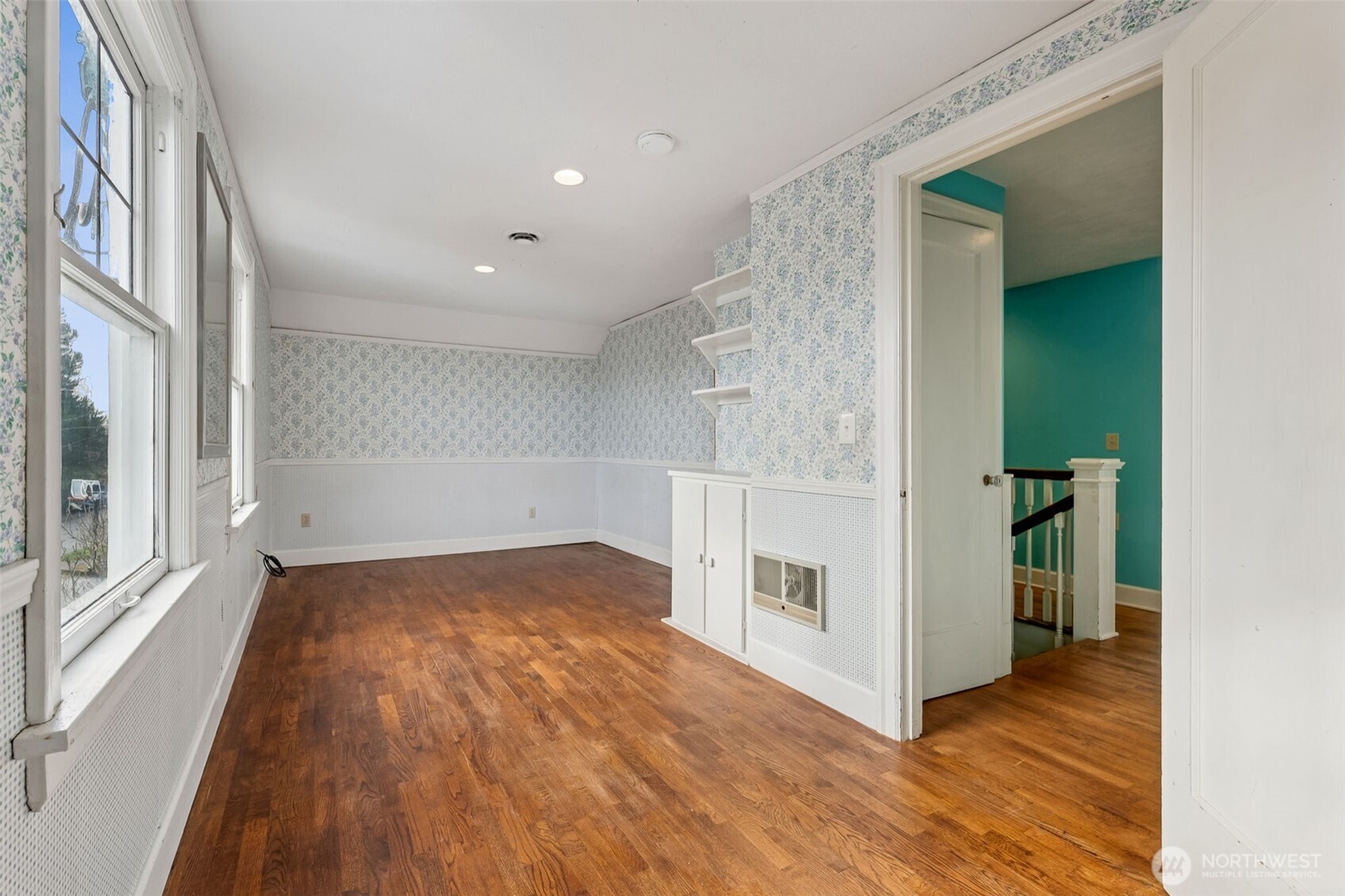 property viewer photo 14