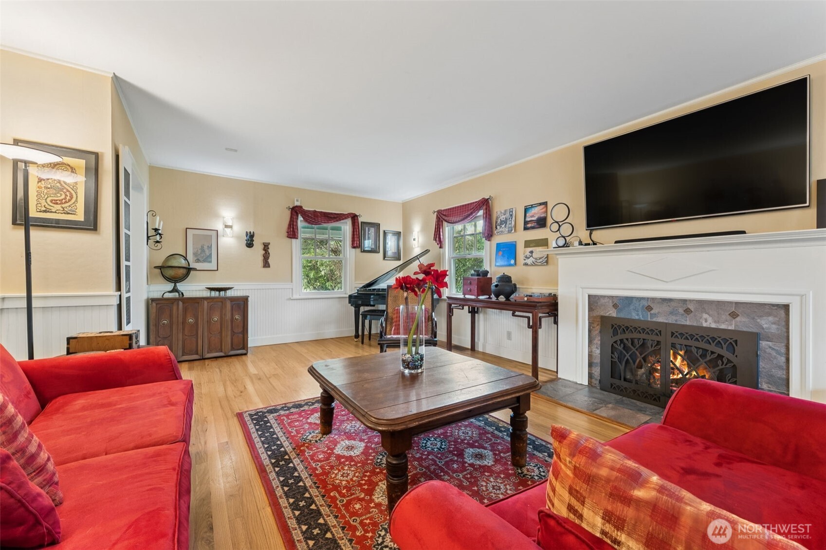 property viewer photo 4
