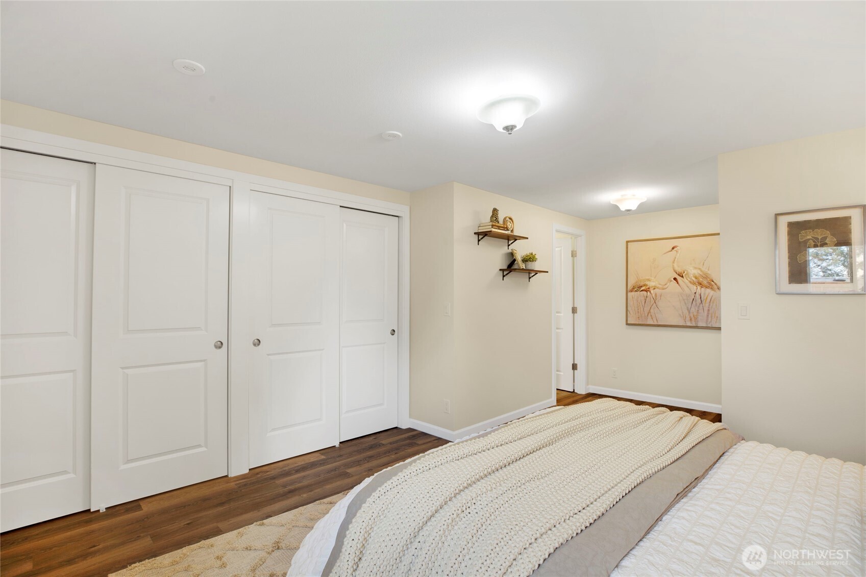 property viewer photo 15